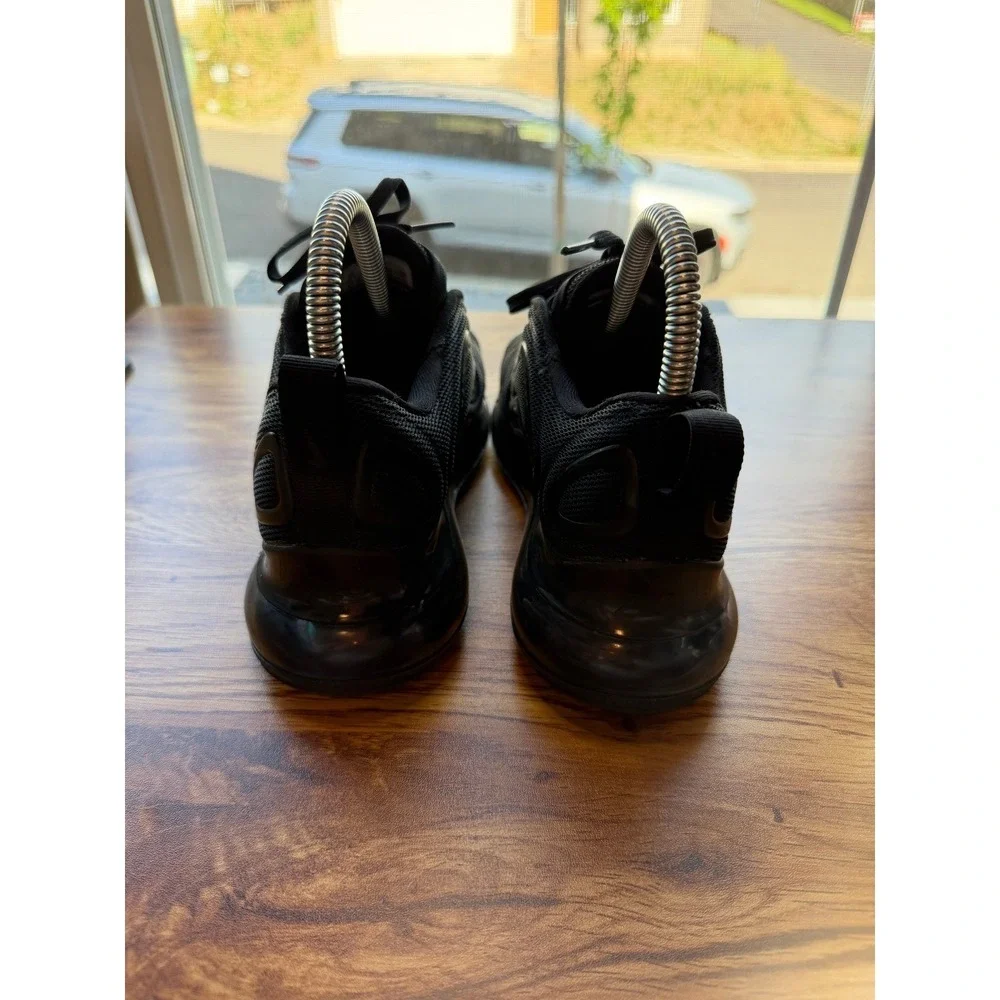 Nike Air Max 720 Triple Black Kids Sneakers AO2306-002 Sz 3Y